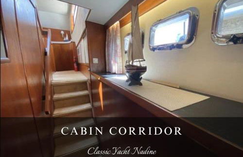 Classic Yacht Nadine in Poole Harbour, Dorset, with a Hot Tub Jacuzzi - Photo 25