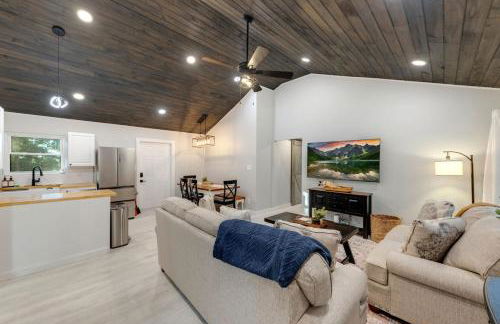 The White Lodge 4BDR Sleeps 8 with Fire Pit - Foto 2