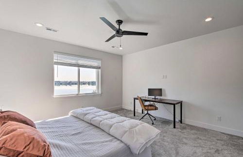 Lakefront Moses Lake Home with Dock and Game Room - Foto 15