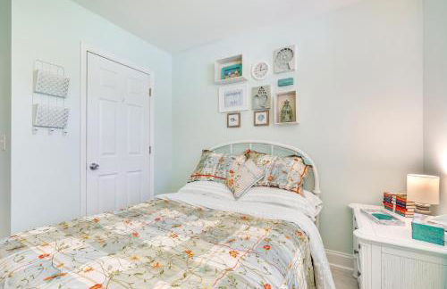 Cozy Goose Creek Escape with Patio and Grill - Foto 18