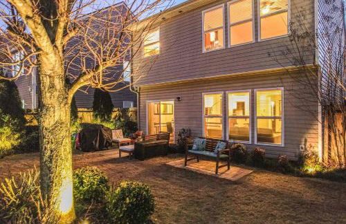 Family Fun Entire 4BR Private Home I-85 Access - Foto 1