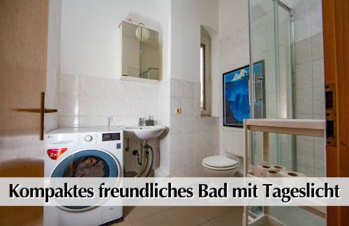 Helle Altbau FeWo mit Kingsize Bett, Smart-TV, Nobilia Küche - Nur ein kurzer Spaziergang in die Altstadt und zum Domplatz - Kostenlose Parkplätze in den umliegenden Straßen - Ausgewählte Tipps für Erfurt inklusive - Foto 20