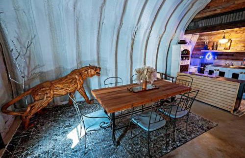 Hill Country Hangar with hottub, 7 minutes from the river and lake - Foto 39