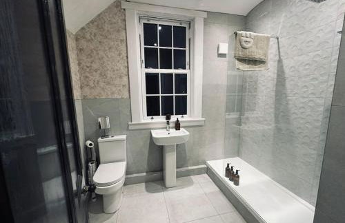 Red Roofs - 5BR Luxury - Large Gardens - EV Point - Near Edinburgh - Photo 49