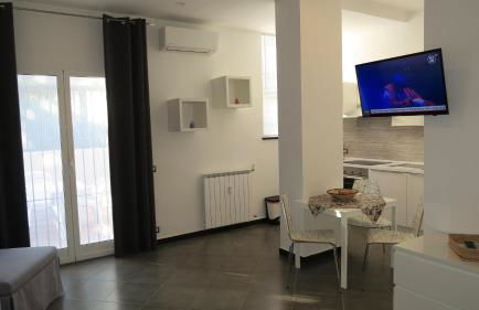 Karina, to the beach with terrace and private parking - Foto 4