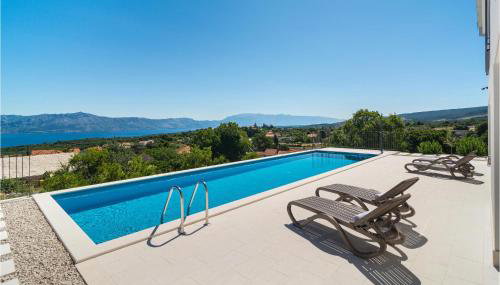 Amazing Home In Supetar Brac - Foto 1