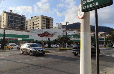 Loft com mezanino aconchegante no centro de Teresópolis RJ - Foto 11
