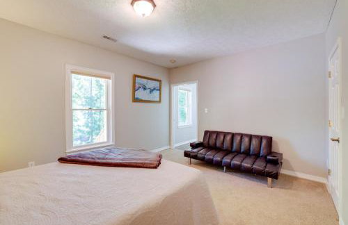 Smith Mountain Lake Home with Private Hot Tub and Dock - Foto 21