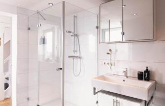 Pfälzer Herzel mit 2 Schlafzimmern und Blick über die Rheinebene kostenfreiem Parkplatz und Wlan fußläufig zum Wald und den Weinbergen Weinkühlschrank Brötchenservice Garten mit Gasgrill - Foto 9