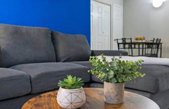 Prime Location, 2 mins to Airport, 5 mins to Dwntn - Foto 12