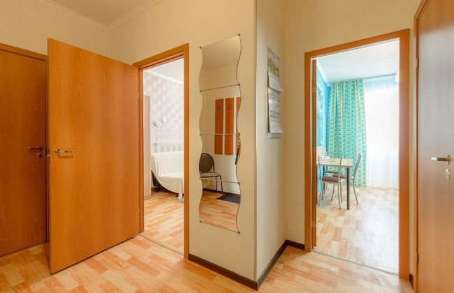 Apartment near Ekaterinensky - Photo 11