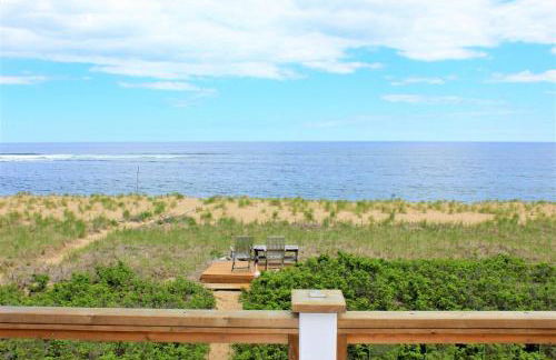Camp46 Luxury Oceanfront Plum Island Cottage - Foto 28