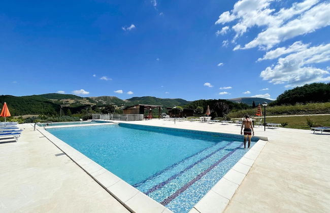 Apartment in Urbino With Pools & Veranda - Foto 1