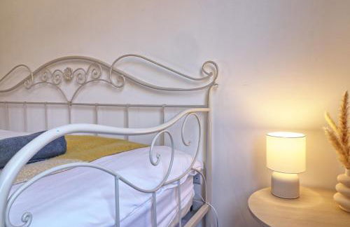 Comfy 4 Bed, Sleeps 8, fast WIFI, Contractor friendly - Foto 36