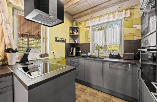 Villa Emely for 8 people near Porec with heated pool & jacuzzi - Foto 28