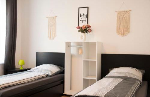 Schöne Ferienwohnung 78m2, 3 Schlafzimmer, 2 Bäder, Zentrumnah, 1OG - Foto 9