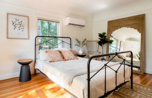 Stay Portland - 1892 Bohemian Dream Studio in Ladd's Addition - Photo 1