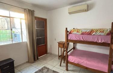 Casa de Veraneio 3 quartos com Ar e mais de 20 camas para grupos e Próximo ao Paraguai - Foto 42