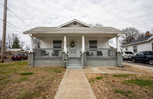 Historic Route-66 Bungalow - Photo 25
