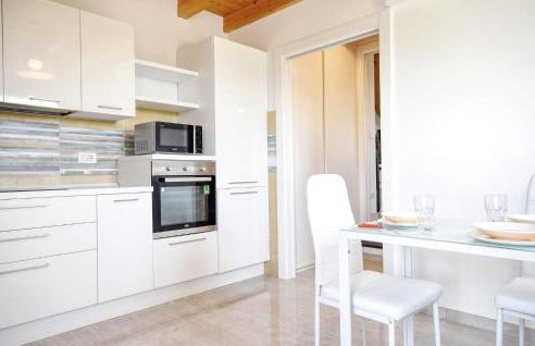 2 Bedroom Nice Home In Cogorno - Foto 17