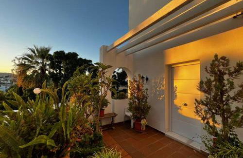 Fabuloso y amplio Duplex en Urb Jardines de Sotogrande - Foto 38