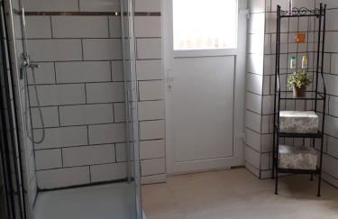 Souterrain Apartment Laatzen - Foto 9