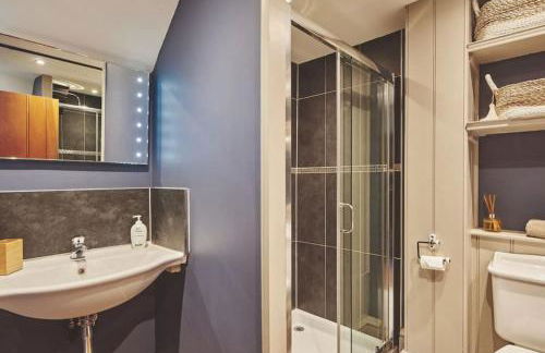 Luxury Spacious Country Home w/ Mountain Views - Photo 4