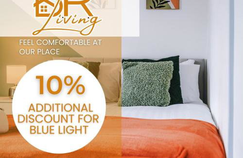 NEW! Modern 3-Bed House, Free Parking, Fast Wi-Fi & Easy Manchester Access - Foto 2