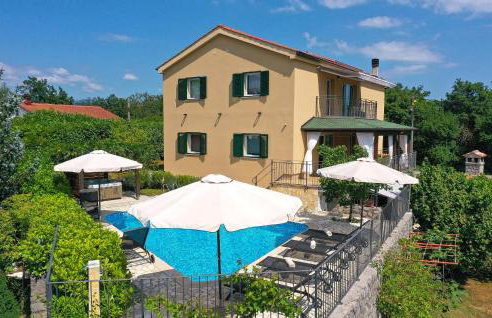 Stunning Home In Jurdani - Foto 14