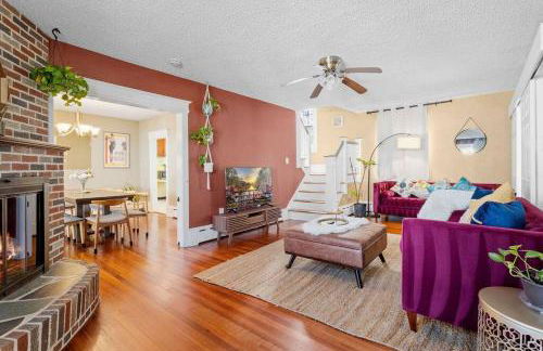 AC 6BR 2BA Quiet Retreat Central Location - Foto 16