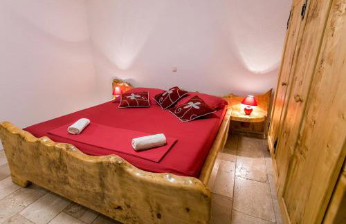 Stonehouse Marina - Estate With A Two Private Pools - Photo 31