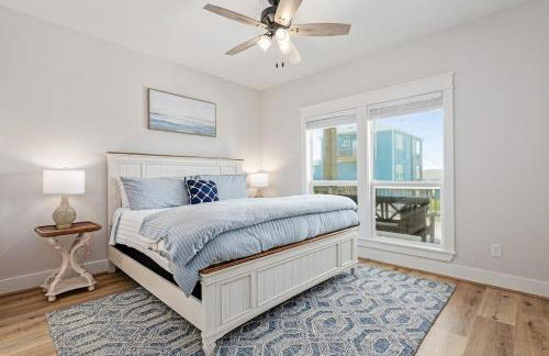 Steps to Beach, Luxury 4BR & 4BA, Views, Games, Dog-Friendly - Foto 3