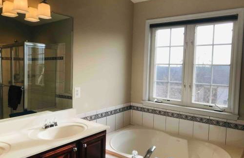 Sunny townhouse 3 bedroom, walk to shops - Foto 48