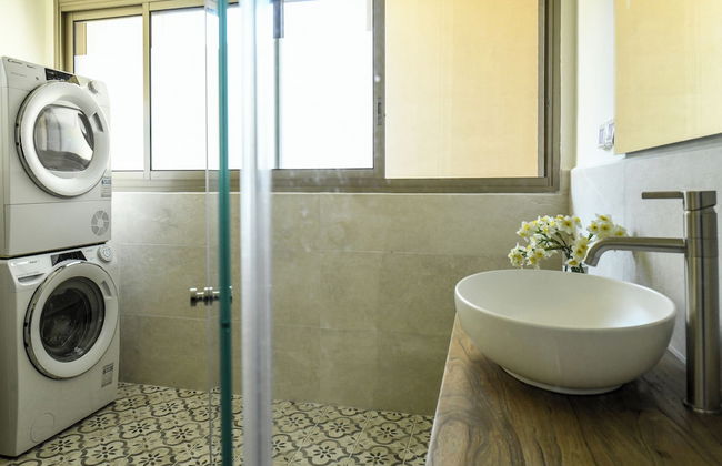 Coastline Family Triplex by Sea N' Rent - Photo 52