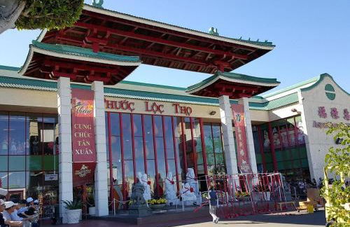 Modern Family Haven - Minutes from Disney Magic-OC - Foto 45