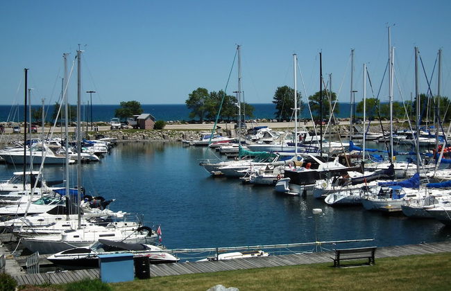 Royal Harbour Resort - Photo 1