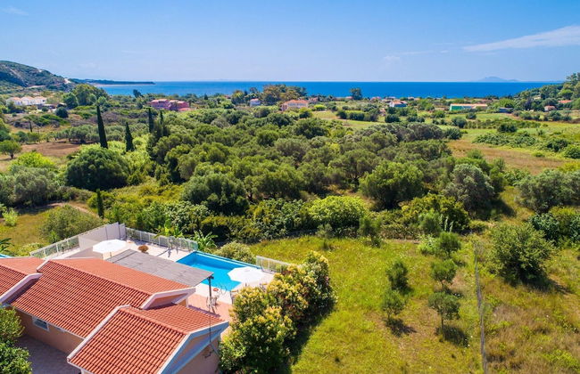 Villa Peach Large Private Pool Walk to Beach Sea Views A C Wifi Car Not Required - 2181 - Foto 30
