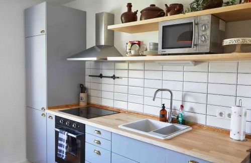 Large 2BR Apart up to 5 ppl, Work&Long Stay, BASF with Strong Wifi - Foto 14