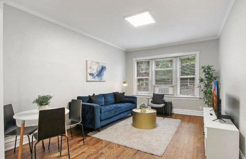 Chic & Fully Furnished 2BR Apartment - Roscoe 1 - Foto 1