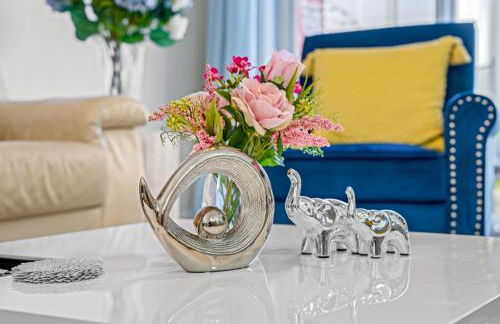 Disney Family Fun Resort, Pool and Game Room - Foto 13