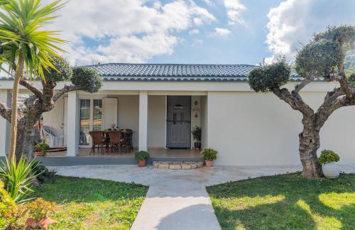 Armando Cottage - Private Nature Retreat with BBQ to Experience Magical Greek Hospitality By Villa Mana Gers - Foto 14