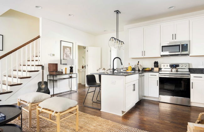 Hart Suite 8 by Avantstay Gorgeous Town House w/ Modern Amenities in Nashville! - Foto 7