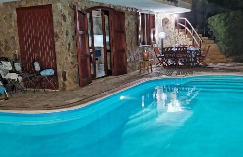 VILLA VITTORIA with LARGE PRIVATE HEATED SWIMMING POOL COMPLETE with HIDROMASSAGE FOR EXCLUSIVE USE , SEA and BEACH VIEW, 150 METERS FROM THE BEACH, POOL SURFACE 60 mq, POOL DEPTH 140 cm , FREE PARKING AND WIFI - Foto 6