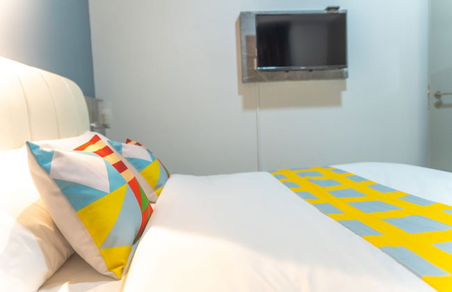 OYO Home 43995 Premium 3br 1tebrau - Photo 18