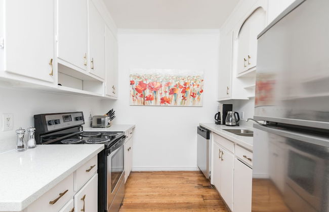 Applewood Suites - Bathurst & College - Foto 18