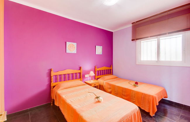 Apartment in Roses by Sta Margarita Beach - Photo 3