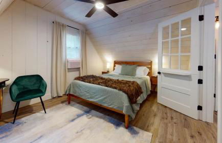 Relaxing A-Frame with Hot Tub and Lake Access - Foto 31