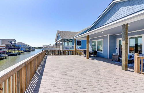 Private Dock and Patio Waterfront Galveston Retreat - Photo 27
