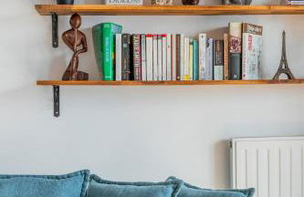 Transports, parking, A/C & equipped for long stays - Foto 6