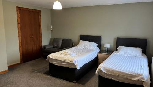 The Barn Lodge - Photo 2